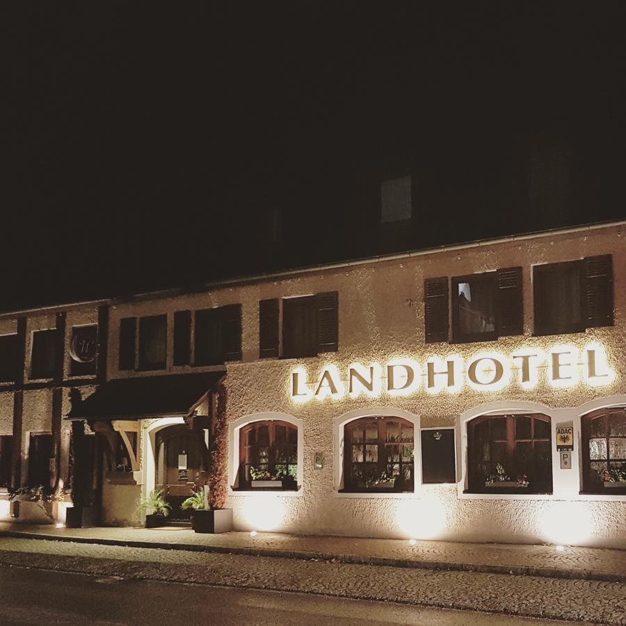 Landhotel Wolfschlugen Экстерьер фото